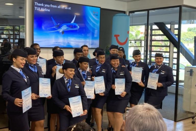 TUI verwelkomt nieuwe groep lokale cabin attendants